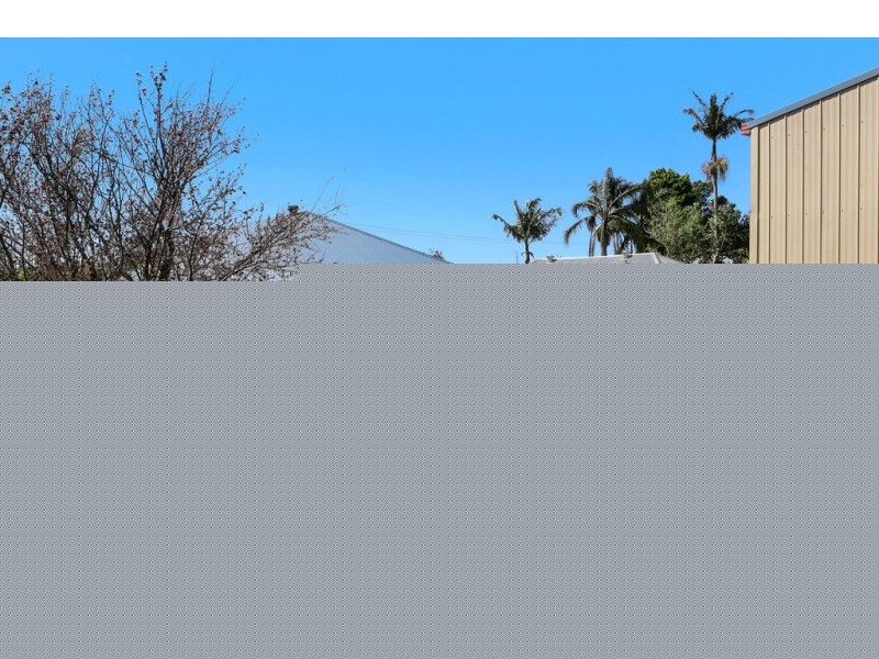 10 Cary Street, Wyoming NSW 2250