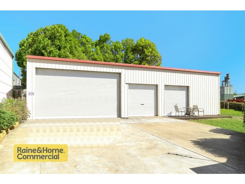 10 CARY STREET, Wyoming NSW 2250