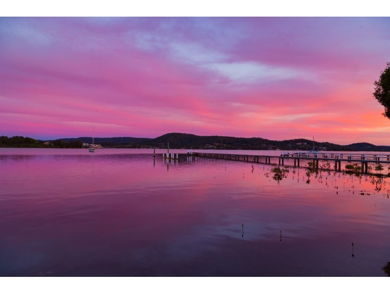 87 Albany Street, Point Frederick NSW 2250