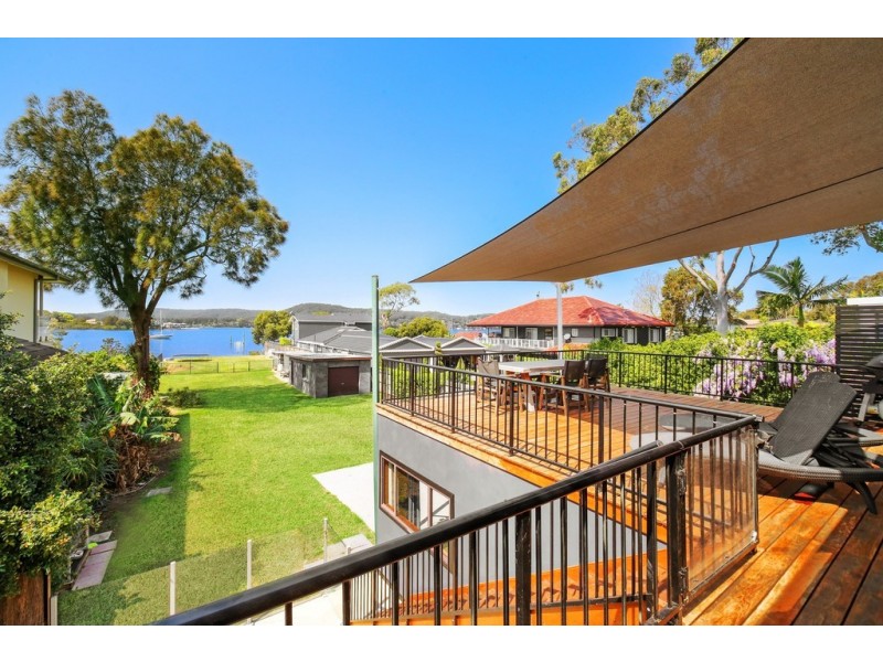 87 Albany Street, Point Frederick NSW 2250