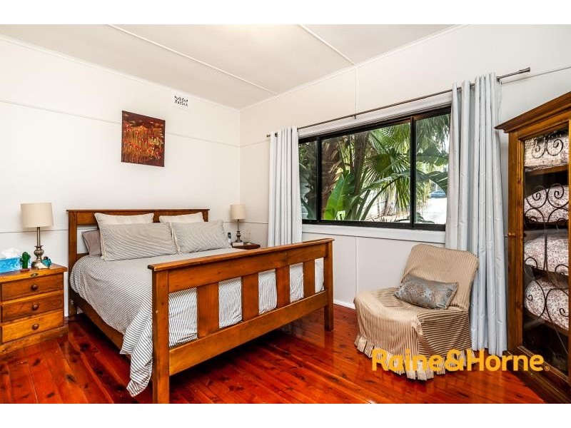 702 The Entrance Road, Wamberal NSW 2260