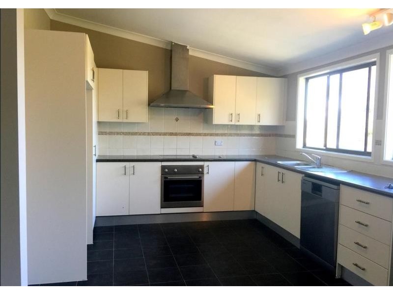 55 Broadwater Drive, Saratoga NSW 2251