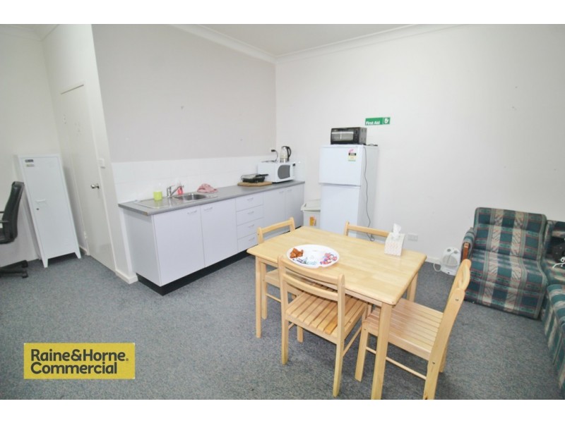 2and3 / 160 Pacific Highway, Tuggerah NSW 2259
