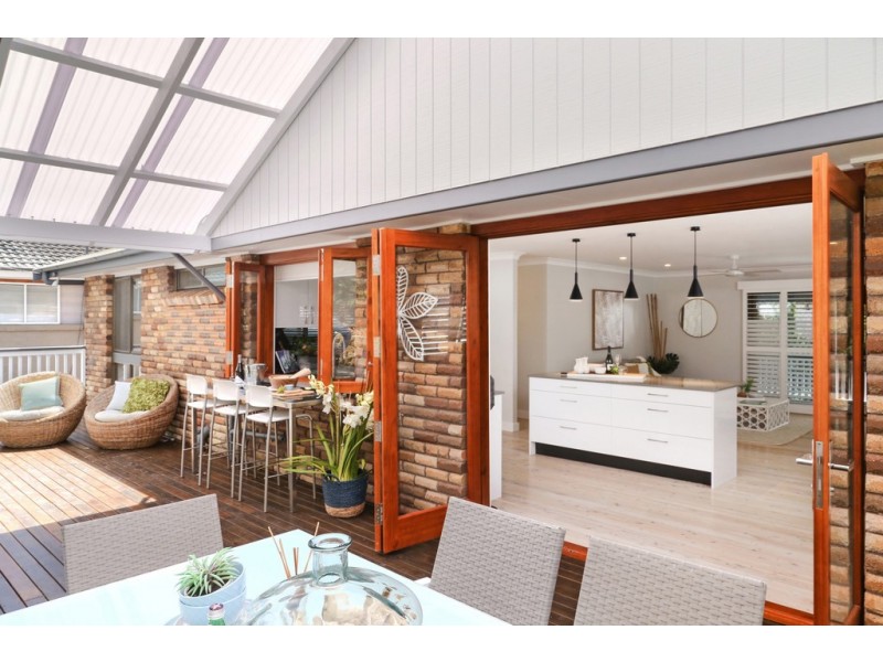 11 Gill Avenue, Avoca Beach NSW 2251