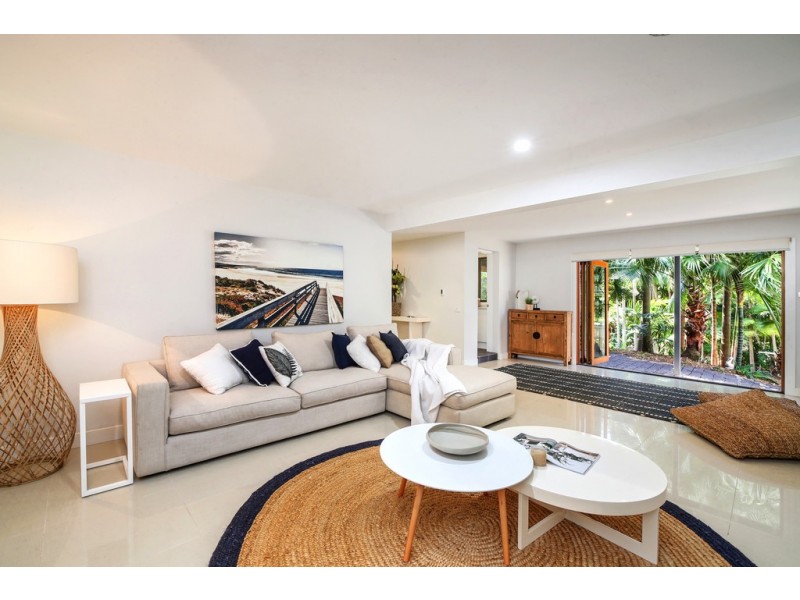 11 Gill Avenue, Avoca Beach NSW 2251