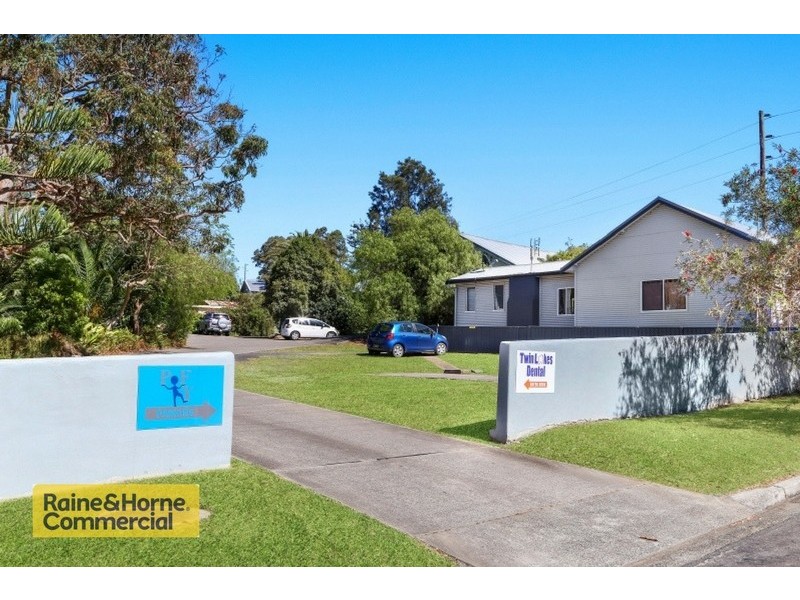 166-168 Wallarah Rd, Gorokan NSW 2263