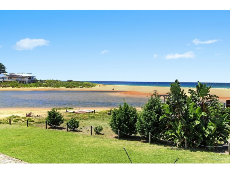 3/9 Ficus Avenue, Avoca Beach NSW 2251