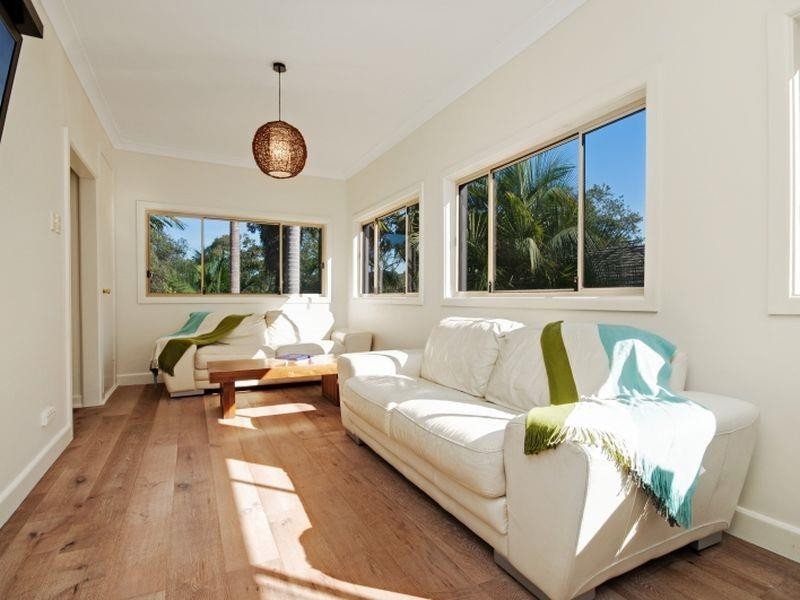76 The Round Drive, Avoca Beach NSW 2251