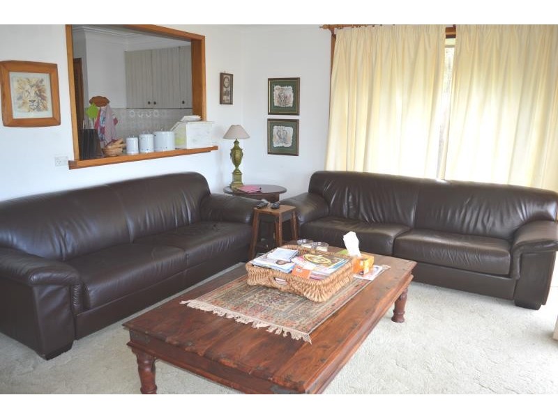 45 Coast Rd, North Avoca NSW 2260