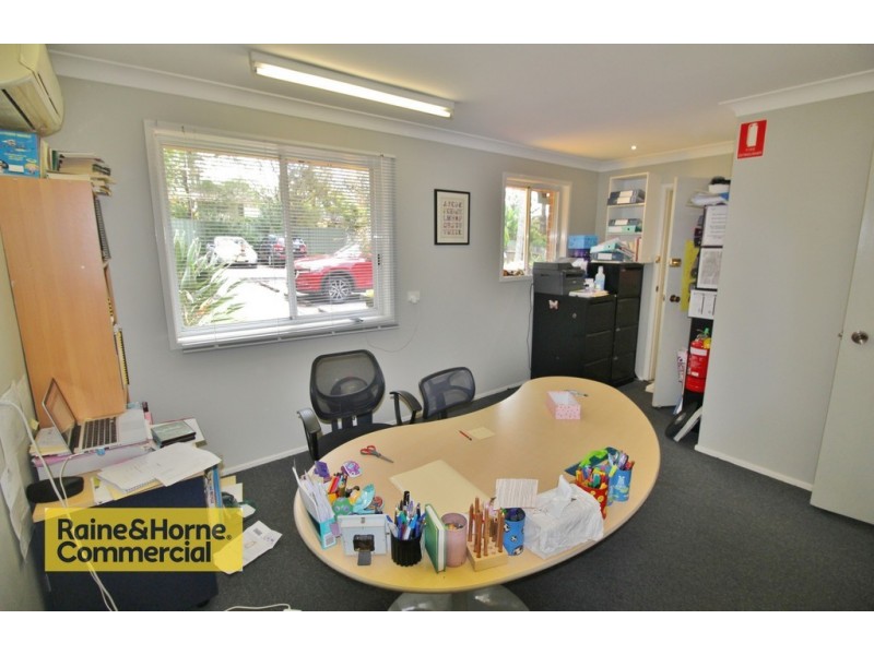 4 Chetwynd Rd, Erina NSW 2250