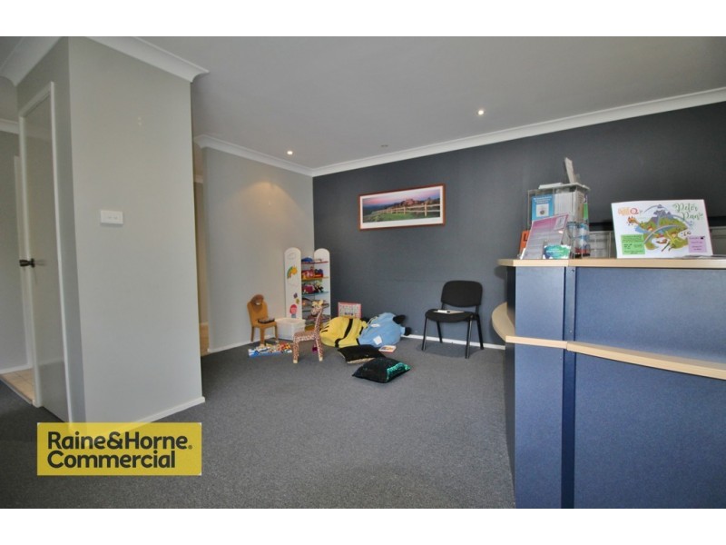 4 Chetwynd Rd, Erina NSW 2250