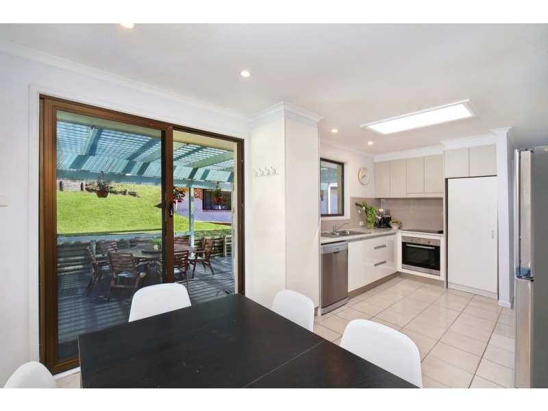 13 Walder Crescent, Avoca Beach NSW 2251