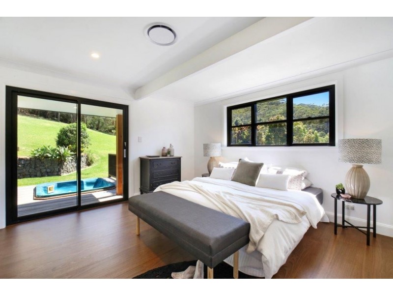 442 Avoca Drive, Green Point NSW 2251