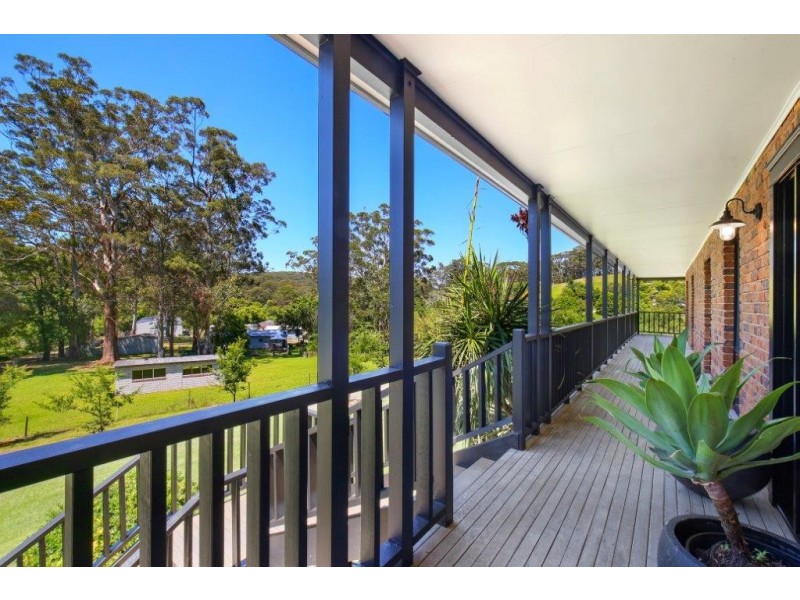442 Avoca Drive, Green Point NSW 2251