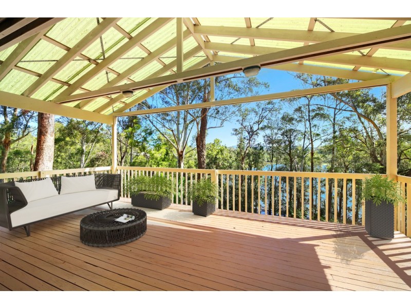 112 Lake Shore Drive, North Avoca NSW 2260
