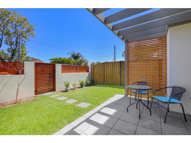 2/3 Britannia Street, Umina Beach NSW 2257