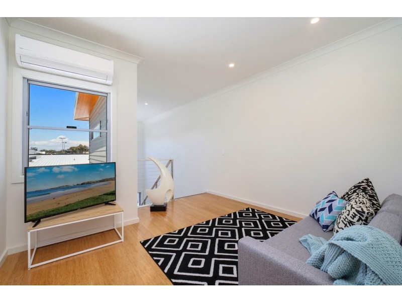 2/3 Britannia Street, Umina Beach NSW 2257