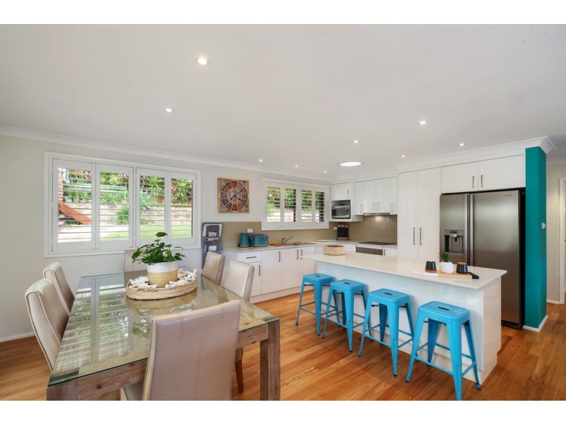 15 Parrendi Close, Avoca Beach NSW 2251