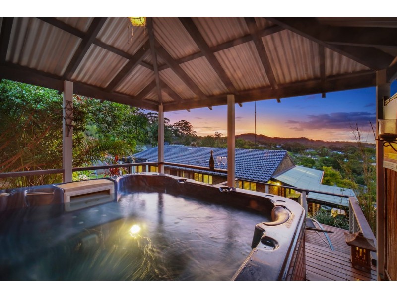 15 Parrendi Close, Avoca Beach NSW 2251