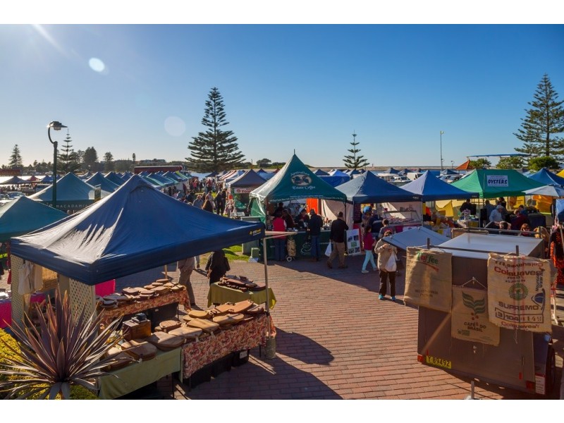 20 Oakland Avenue, The Entrance NSW 2261