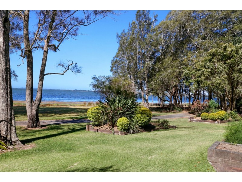 23 Trelawney Street, Killarney Vale NSW 2261