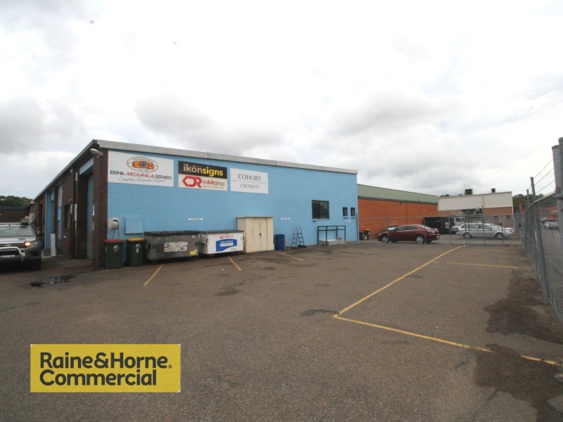 217 The Entrance Rd, Erina NSW 2250