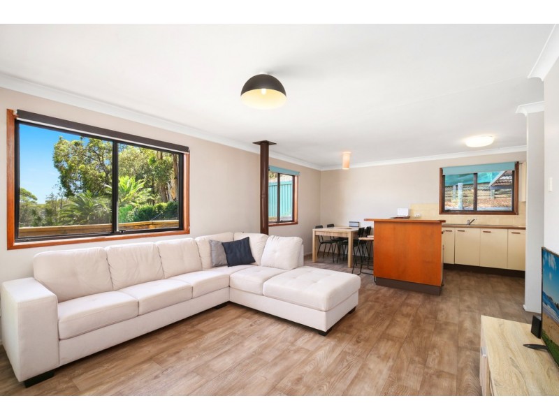 12 Riviera Ave, Terrigal NSW 2260