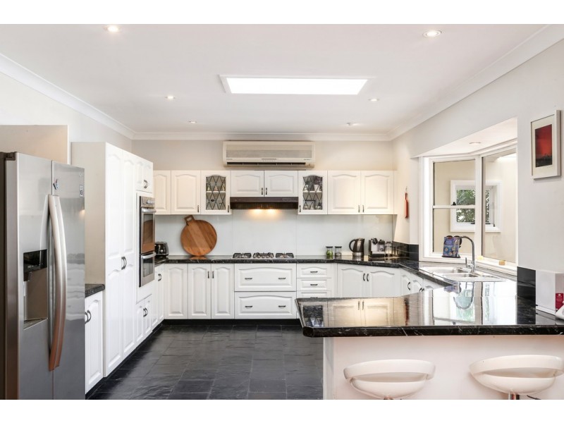 4 Boora Boora Road, Kincumber NSW 2251