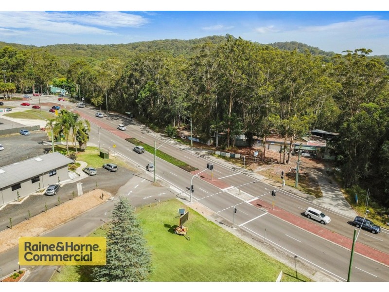 389 AVOCA DRIVE, Green Point NSW 2251