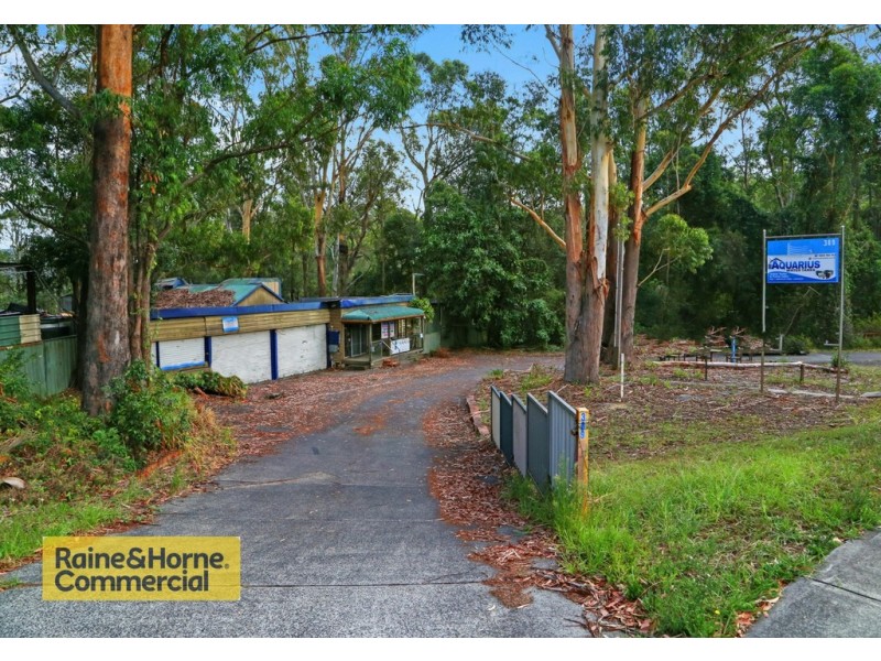 389 AVOCA DRIVE, Green Point NSW 2251