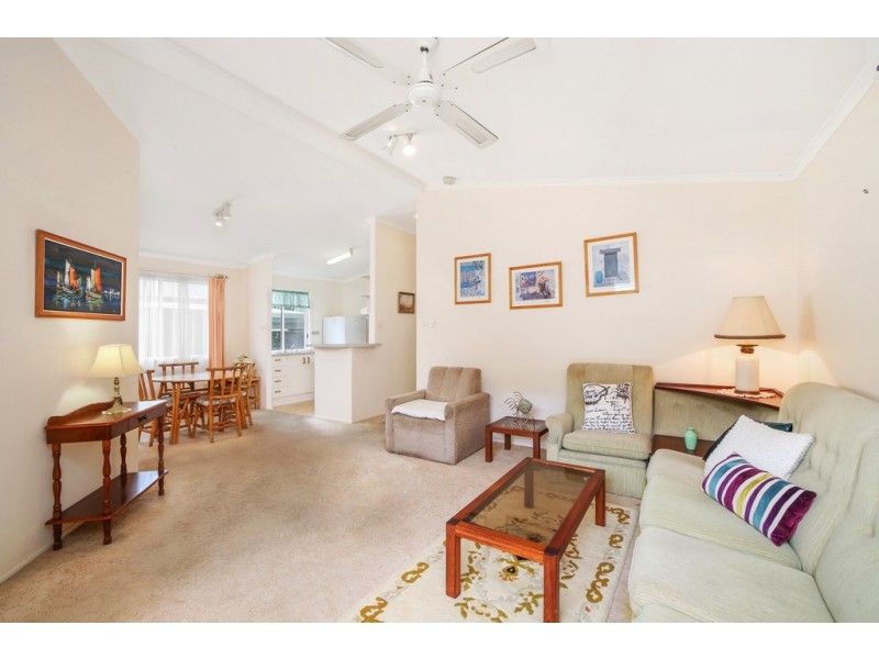 9/160 The Round Drive, Avoca Beach NSW 2251