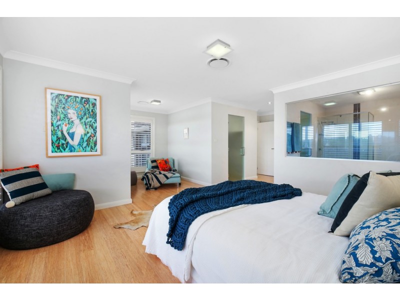 18 FIGTREE BAY DRIVE, Kincumber NSW 2251