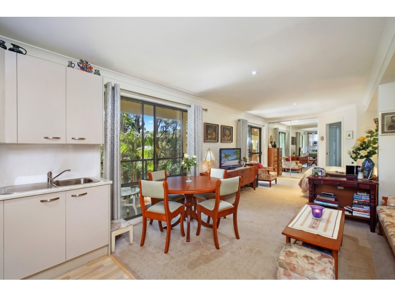17e Peel Street, Avoca Beach NSW 2251