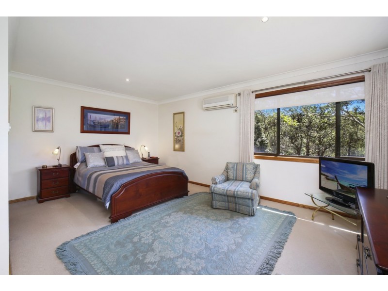 17e Peel Street, Avoca Beach NSW 2251