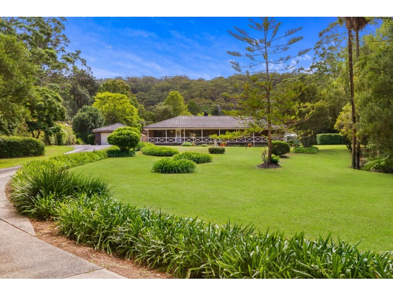 448 Avoca Drive, Green Point NSW 2251