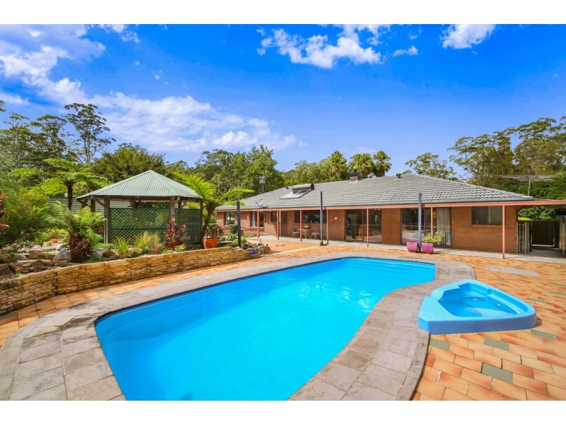 448 Avoca Drive, Green Point NSW 2251