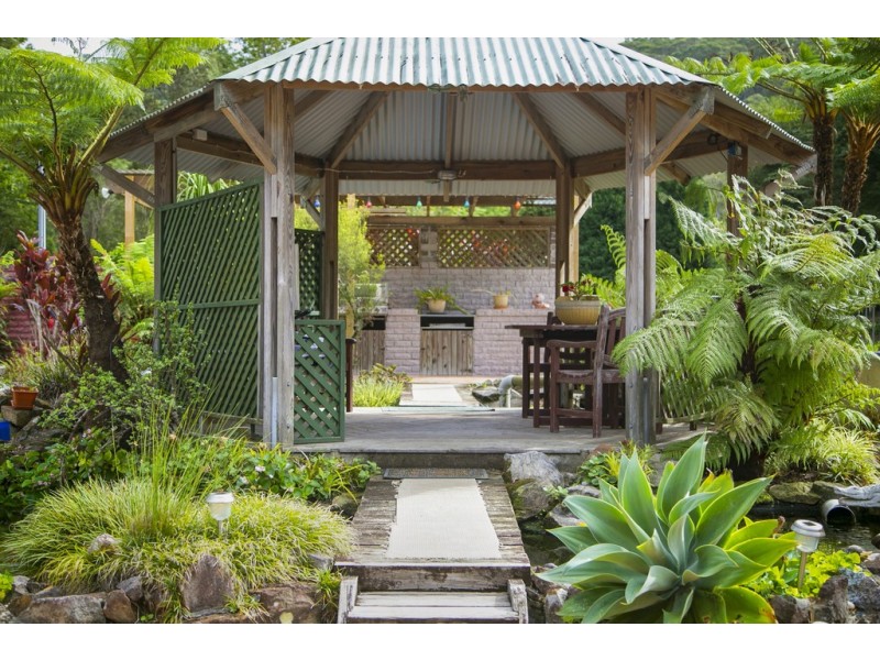 448 Avoca Drive, Green Point NSW 2251