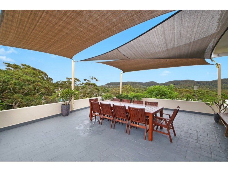 10 Crystal Street, Forresters Beach NSW 2260