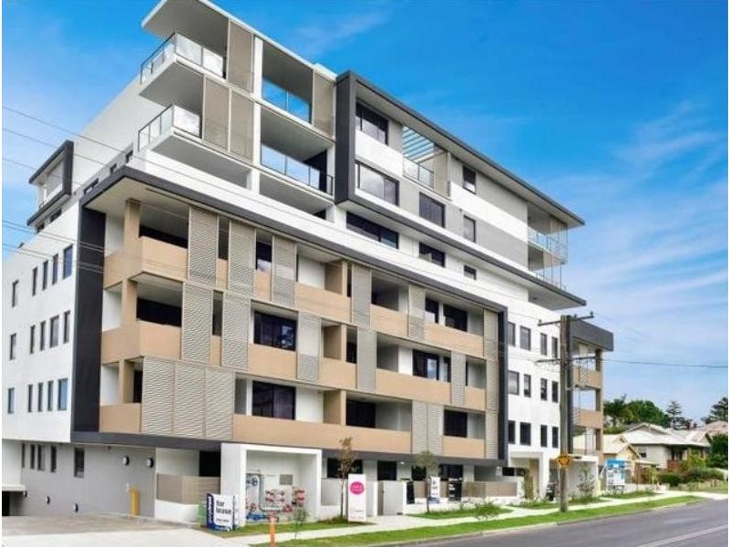 2/66-70 Hills Street, North Gosford NSW 2250