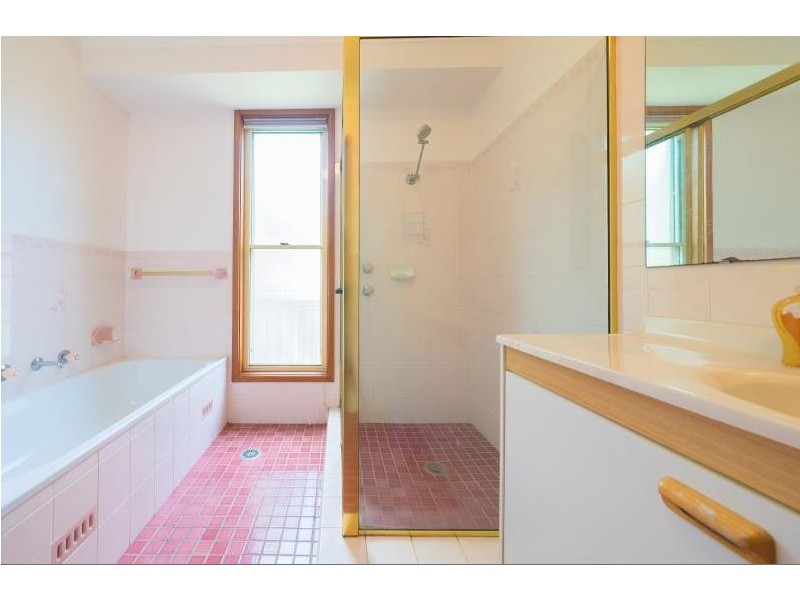56 JOHN STREET, Forresters Beach NSW 2260