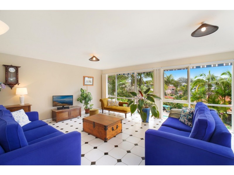 15 Anchorage Cres, Terrigal NSW 2260