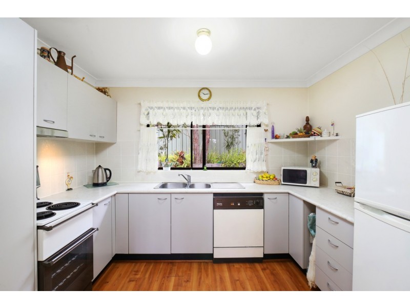8/65 Davies Street, Kincumber NSW 2251