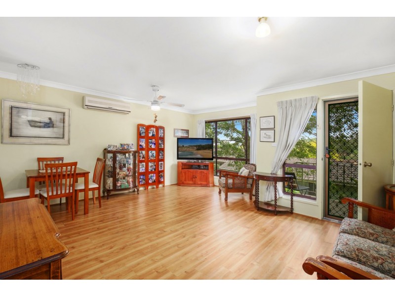 8/65 Davies Street, Kincumber NSW 2251