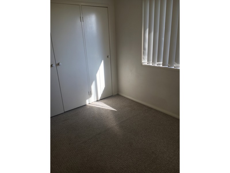 11 Irwin Place, Green Point NSW 2251