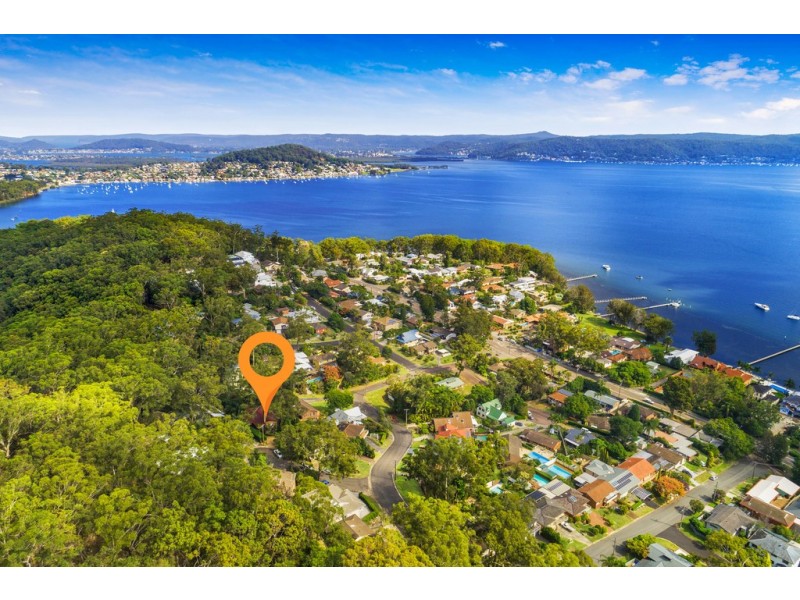 5 Omaru Close, Green Point NSW 2251