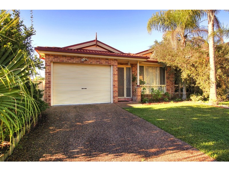 55 Bronzewing Drive, Erina NSW 2250