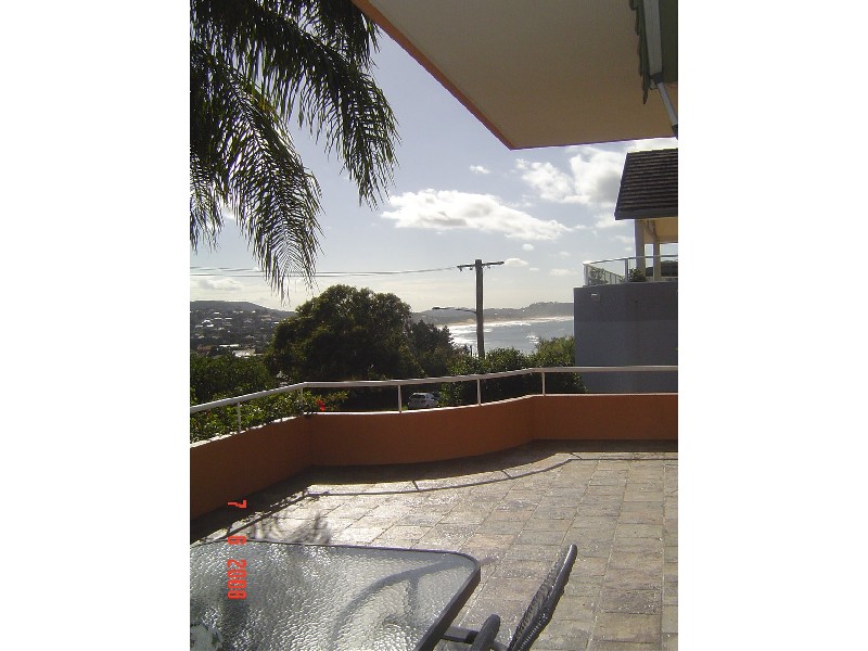 1/6 Whiting Avenue, Terrigal NSW 2260