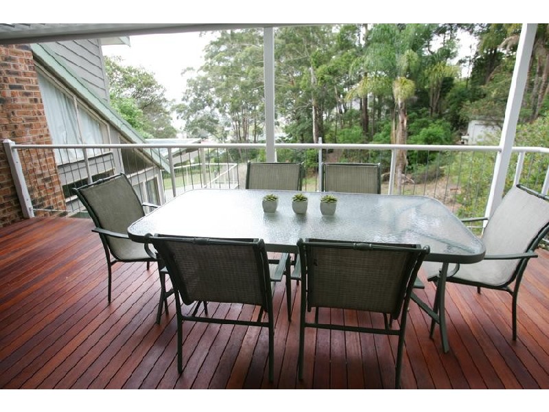 2/27B Ascot Ave, Avoca Beach NSW 2251