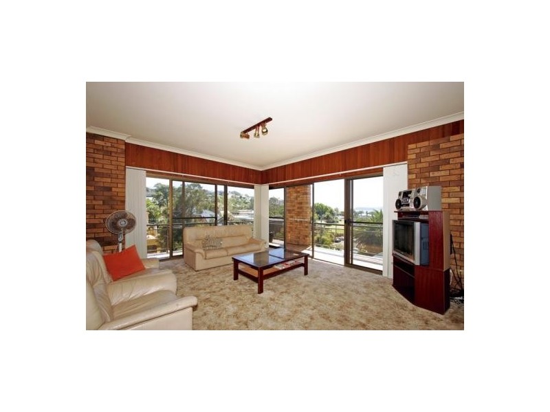 18 Campbell Crescent, Terrigal NSW 2260