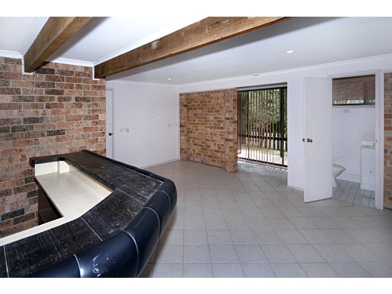 292 Avoca Drive, Avoca Beach NSW 2251